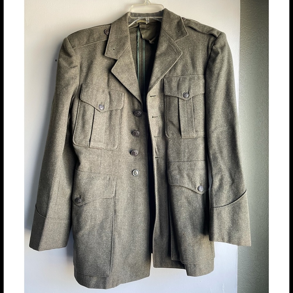 WWII USMC Dress In Green Wool Coat/jacket Sz Small